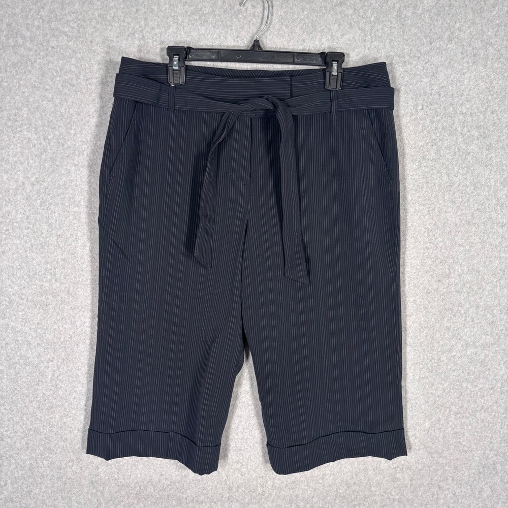 Vintage Larry Levine Pinstripe Bermuda Culotte Shorts 16 Navy Belt Cuffed Career